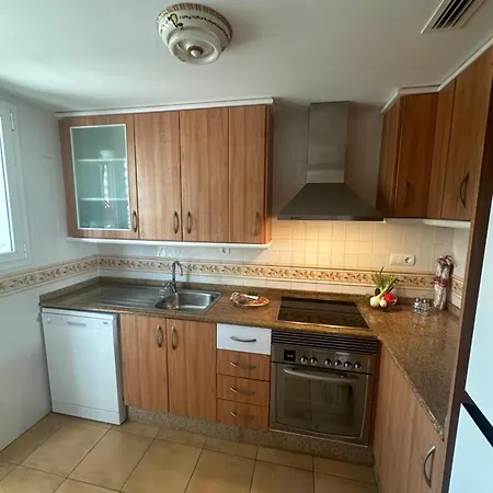 Schoene Mit Pool Und Terrasse. * Denia